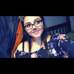 Meet your Posher, Carmen